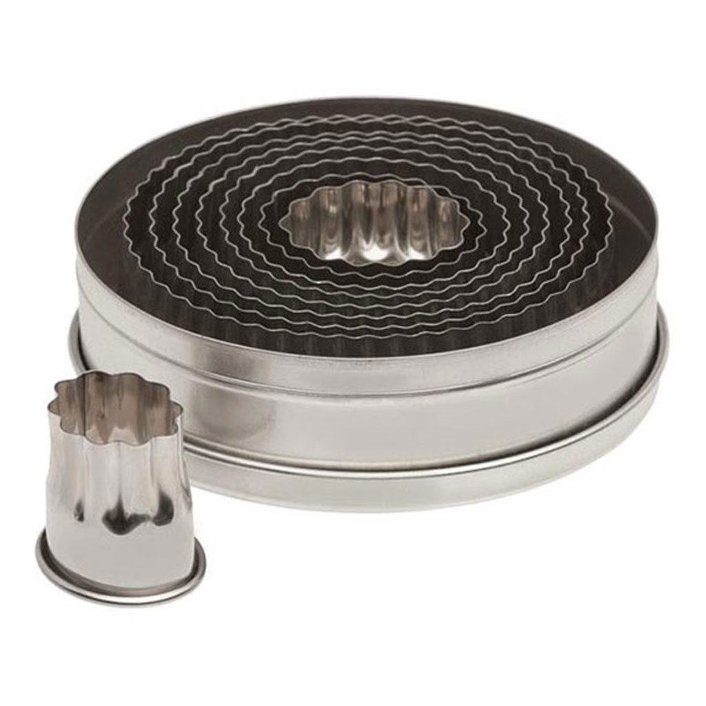 9 Piece Fluted Oval Cutter Set